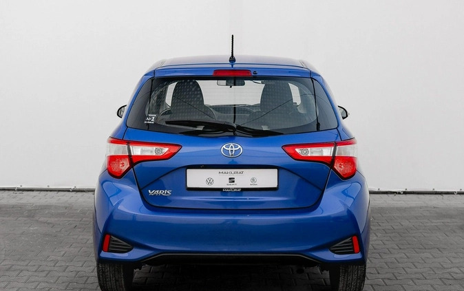 Toyota Yaris cena 59850 przebieg: 81942, rok produkcji 2020 z Radom małe 704